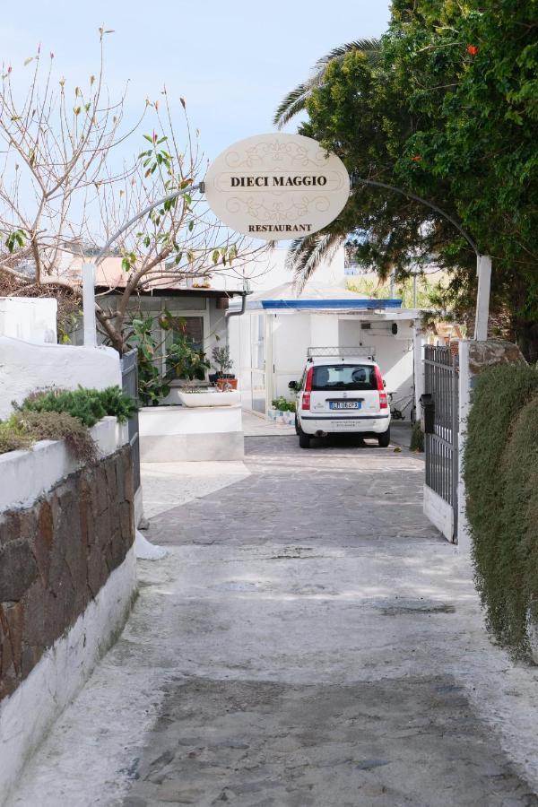 Camere Dieci Maggio Ponza Exterior photo
